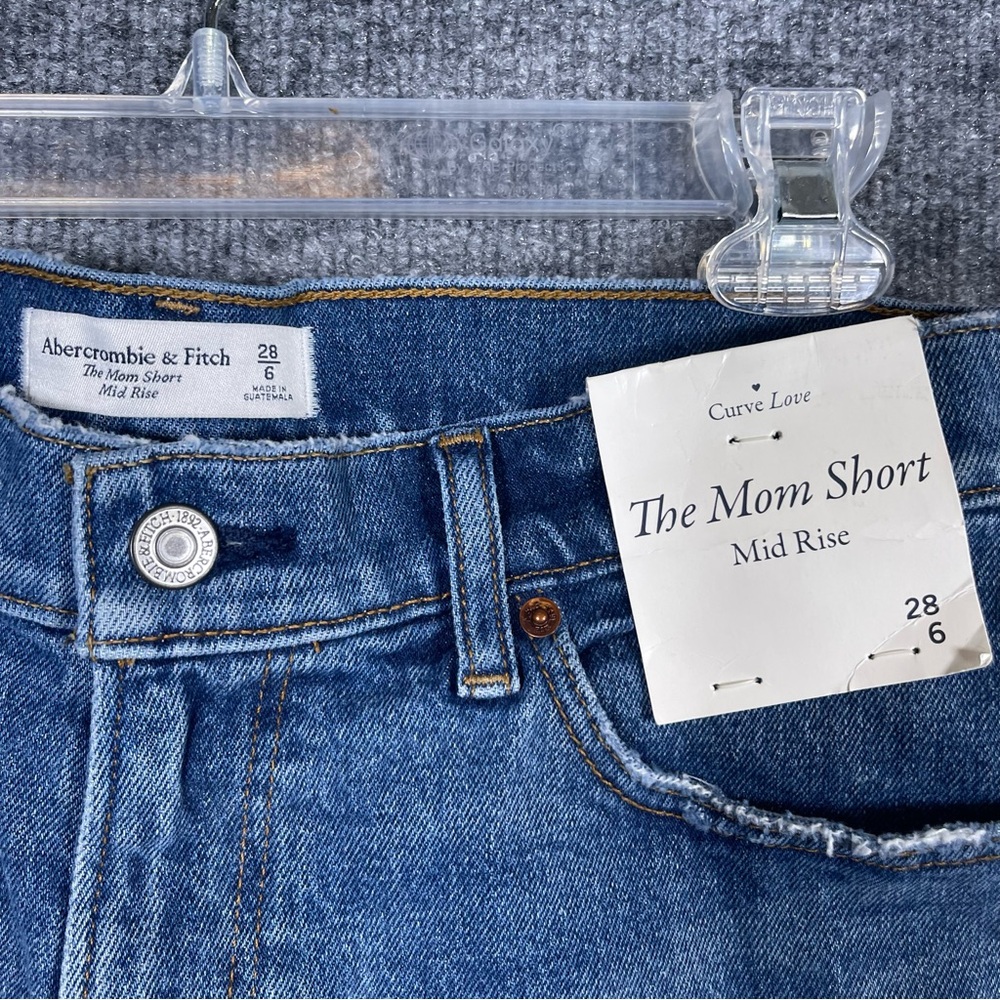 NWT Abercrombie & Fitch Women’s 28 6 Curve Love The Mom Short Mid Rise Jeans - Picture 5 of 5